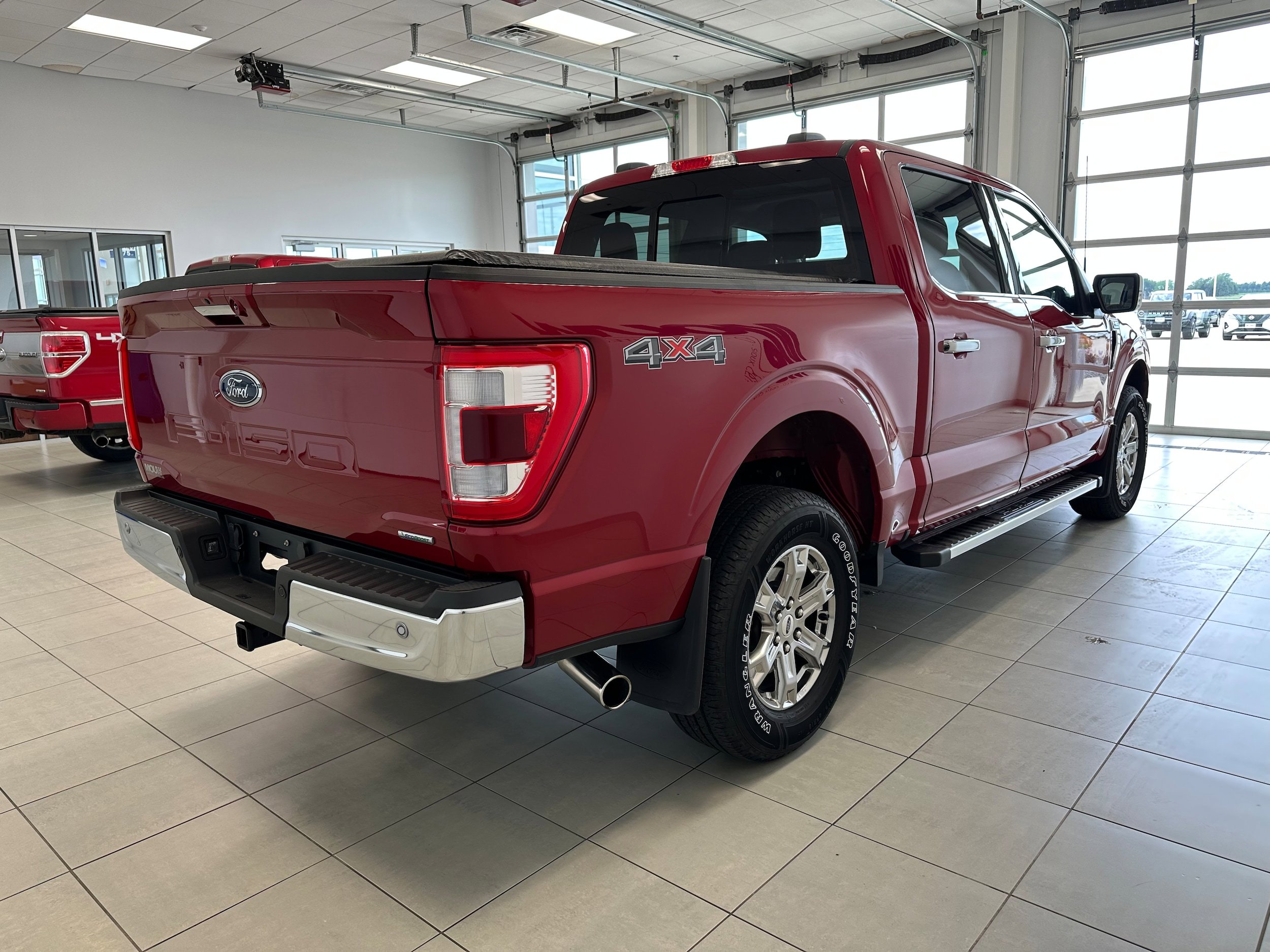 Used 2023 Ford F150 Lariat image 5