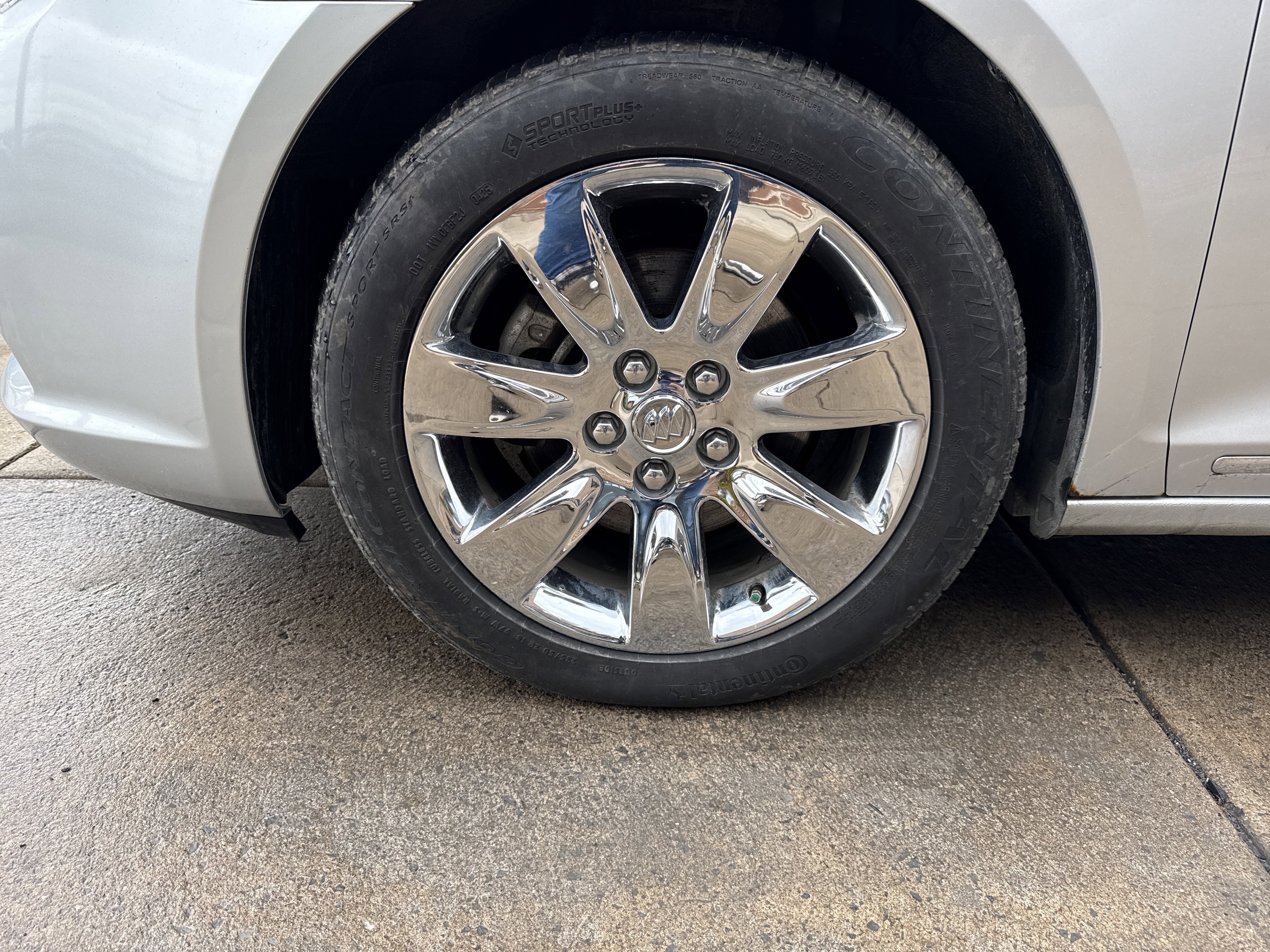 Used 2010 Buick LaCrosse CXL image 11