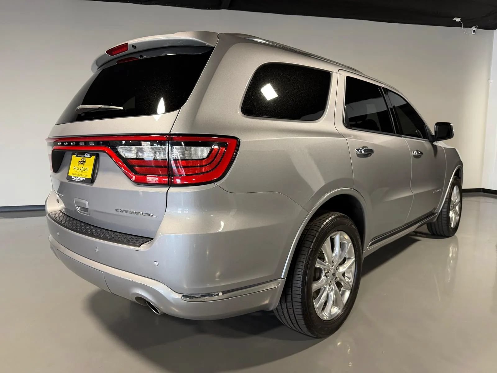Used 2019 Dodge Durango Citadel AWD/4WD image 4