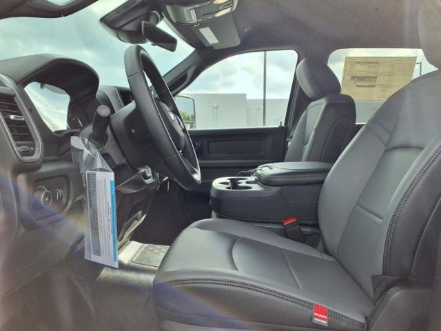 New 2025 RAM 3500 Tradesman AWD/4WD image 13