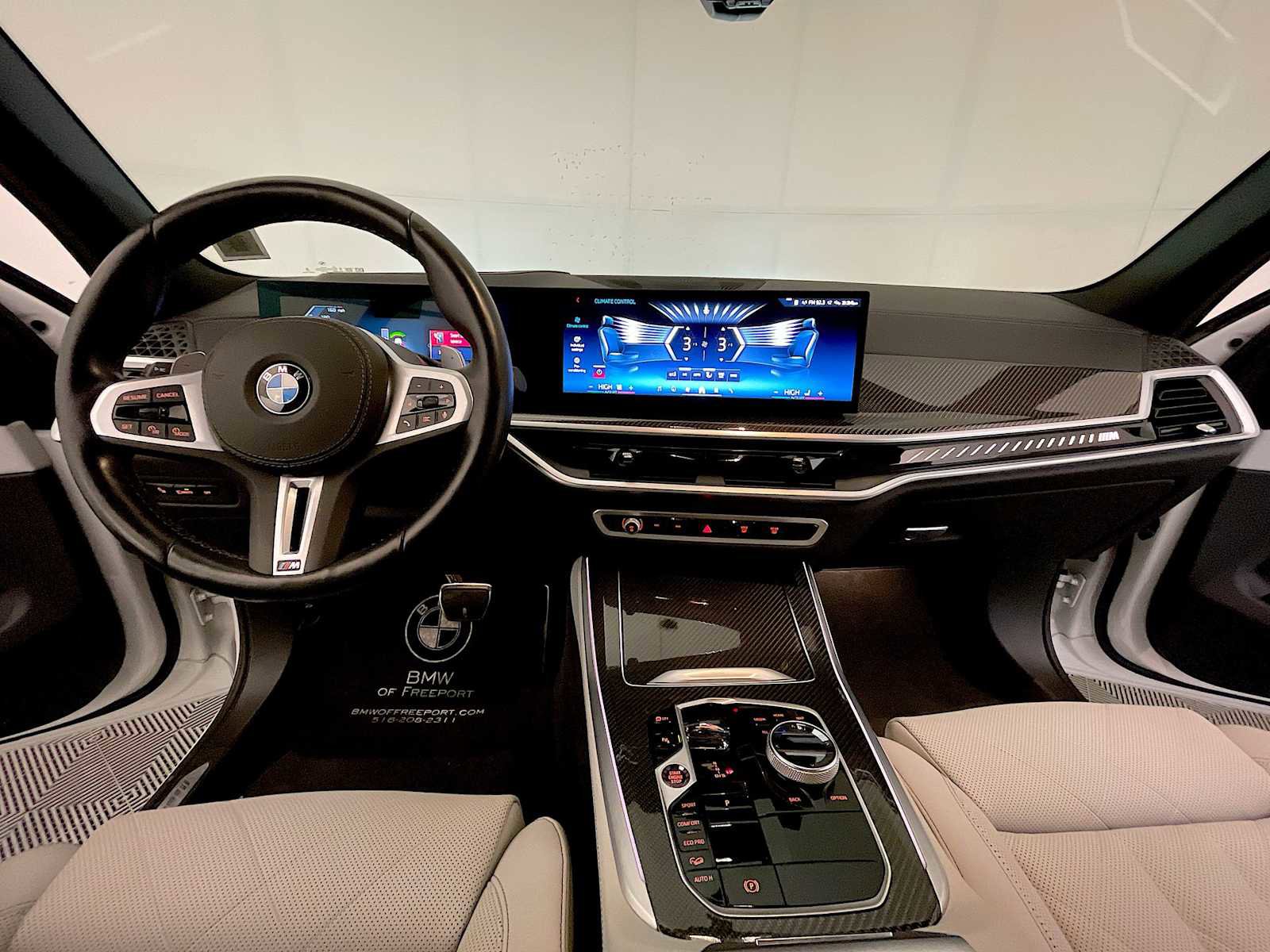 Used 2025 BMW X5 M60i w/ Executive Package image 17