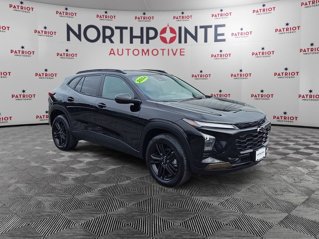 Used 2024 Chevrolet Trax ACTIV w/ Sunroof Package image 1