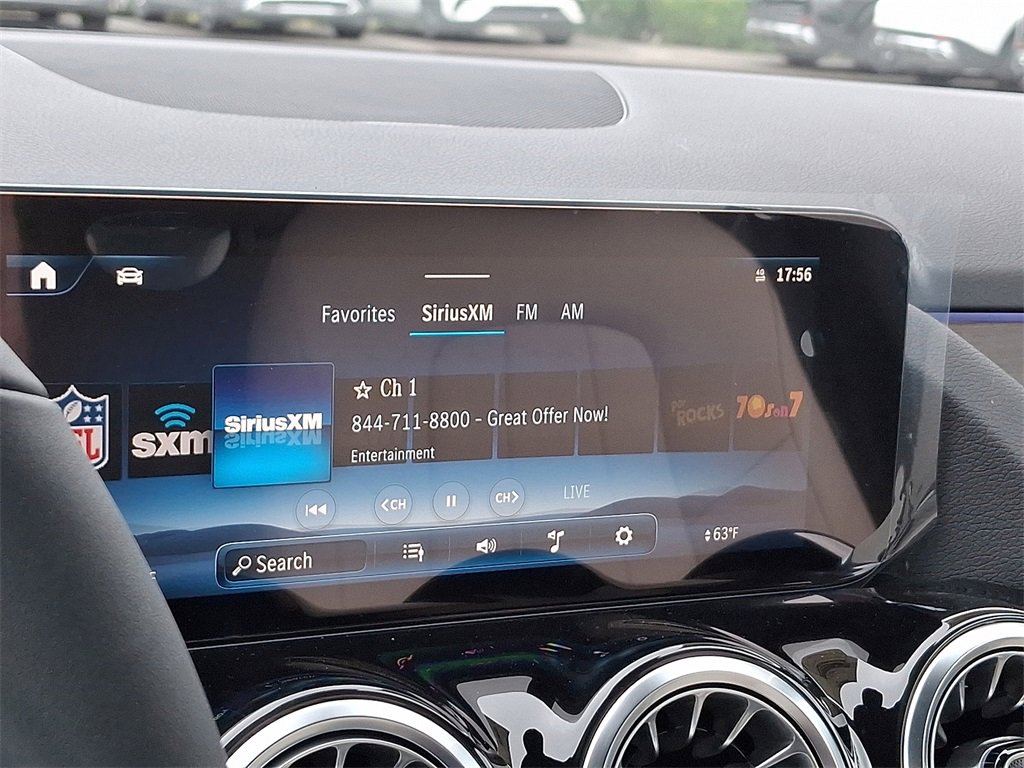 New 2026 Mercedes-Benz GLA 250 4MATIC image 3