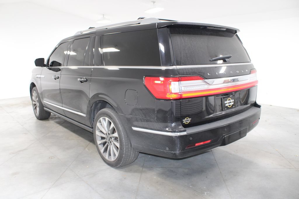 Used 2020 Lincoln Navigator L Reserve w/ Luxury Package AWD/4WD image 7