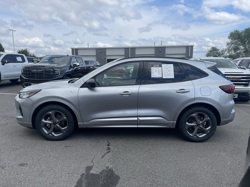 Used 2024 Ford Escape ST-Line image 4