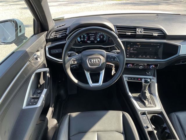Used 2025 Audi Q3 2.0T Premium AWD/4WD image 14