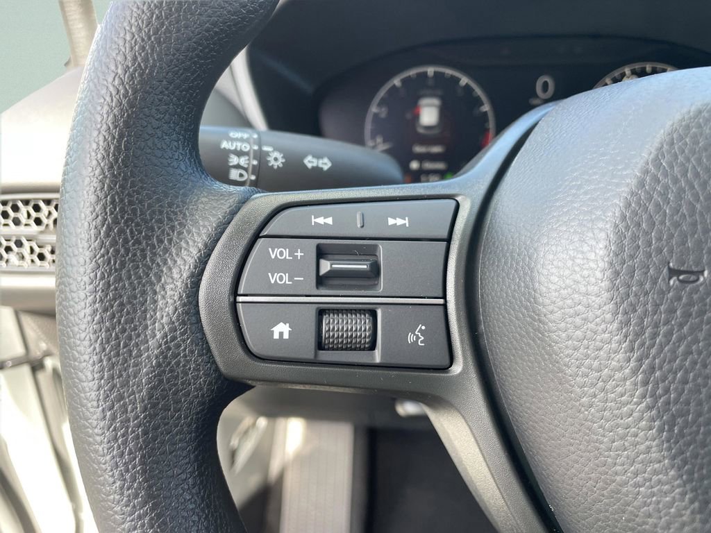 New 2026 Honda HR-V LX image 33