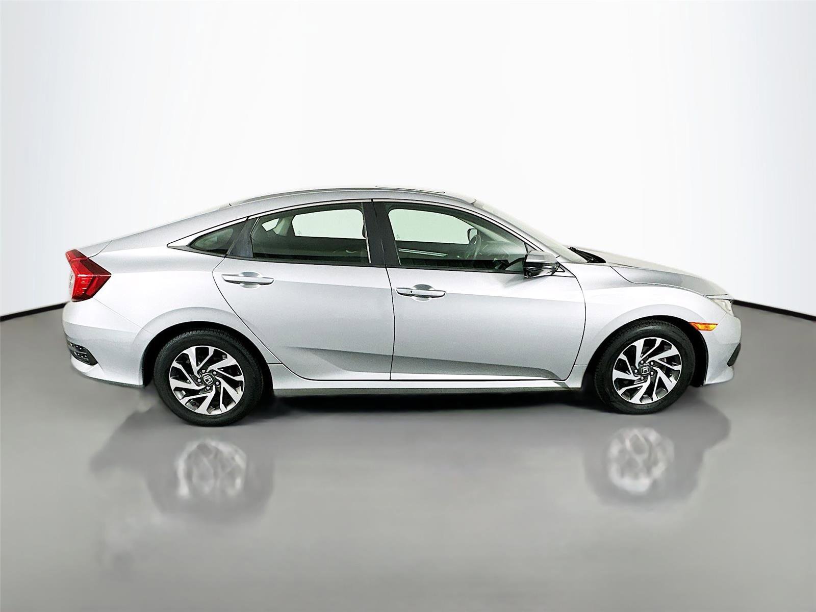 Used 2016 Honda Civic EX image 17