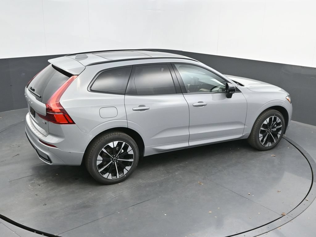New 2026 Volvo XC60 B5 Plus w/ Protection Package Premier AWD/4WD image 35