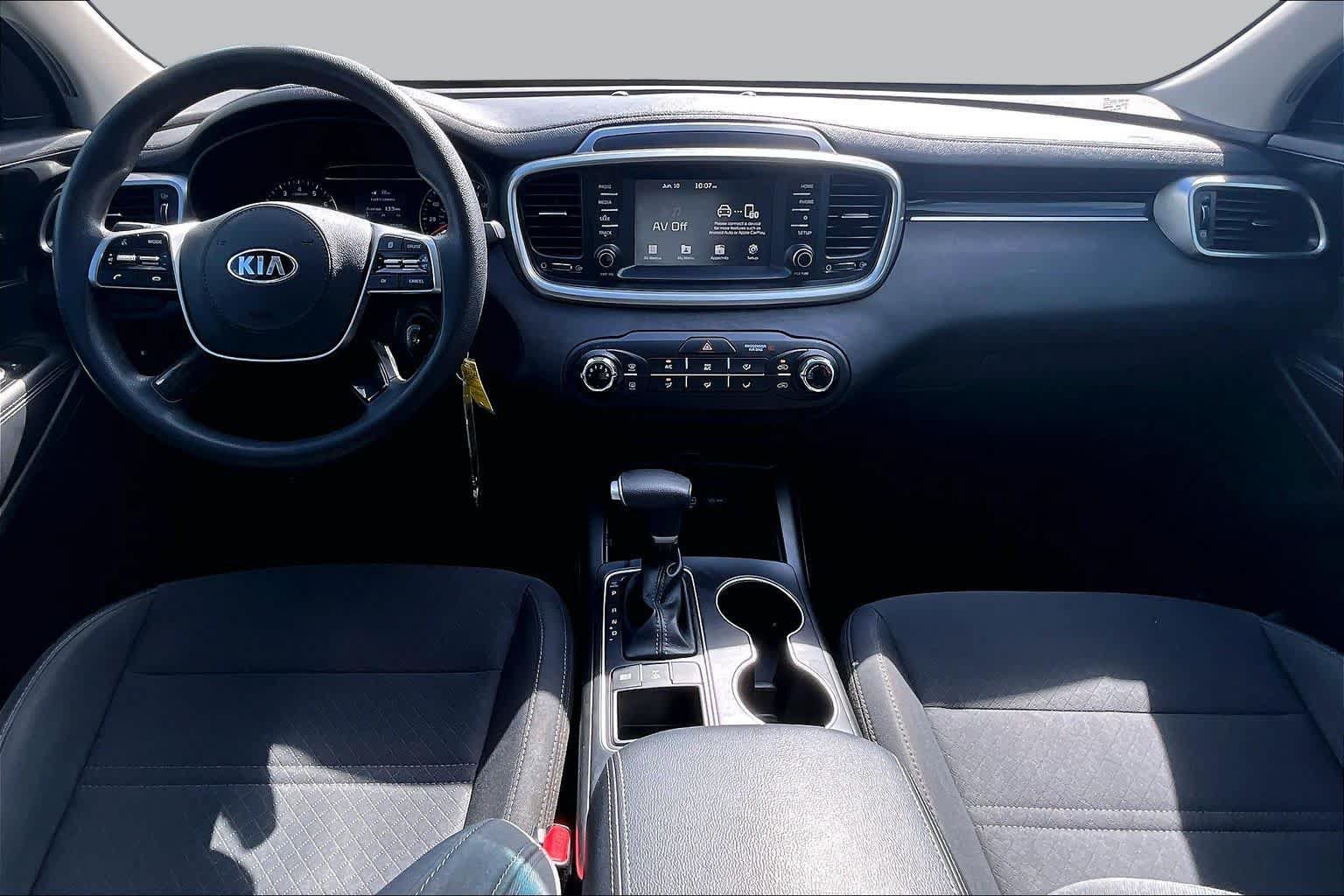 Used 2020 Kia Sorento LX AWD/4WD image 14