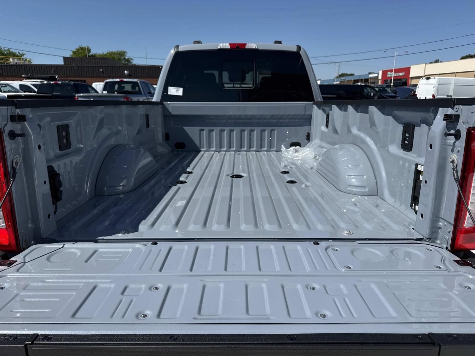 New 2026 Ford F350 Lariat w/ Lariat Ultimate Package AWD/4WD image 12