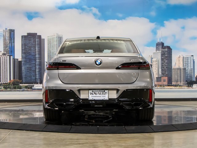 New 2026 BMW 760i xDrive w/ Executive Package image 11