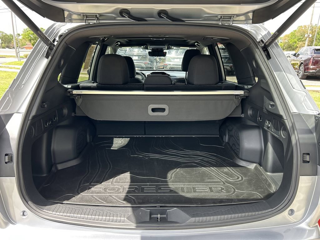 Certified 2025 Subaru Forester Premium w/ Convenience Package #2 image 11
