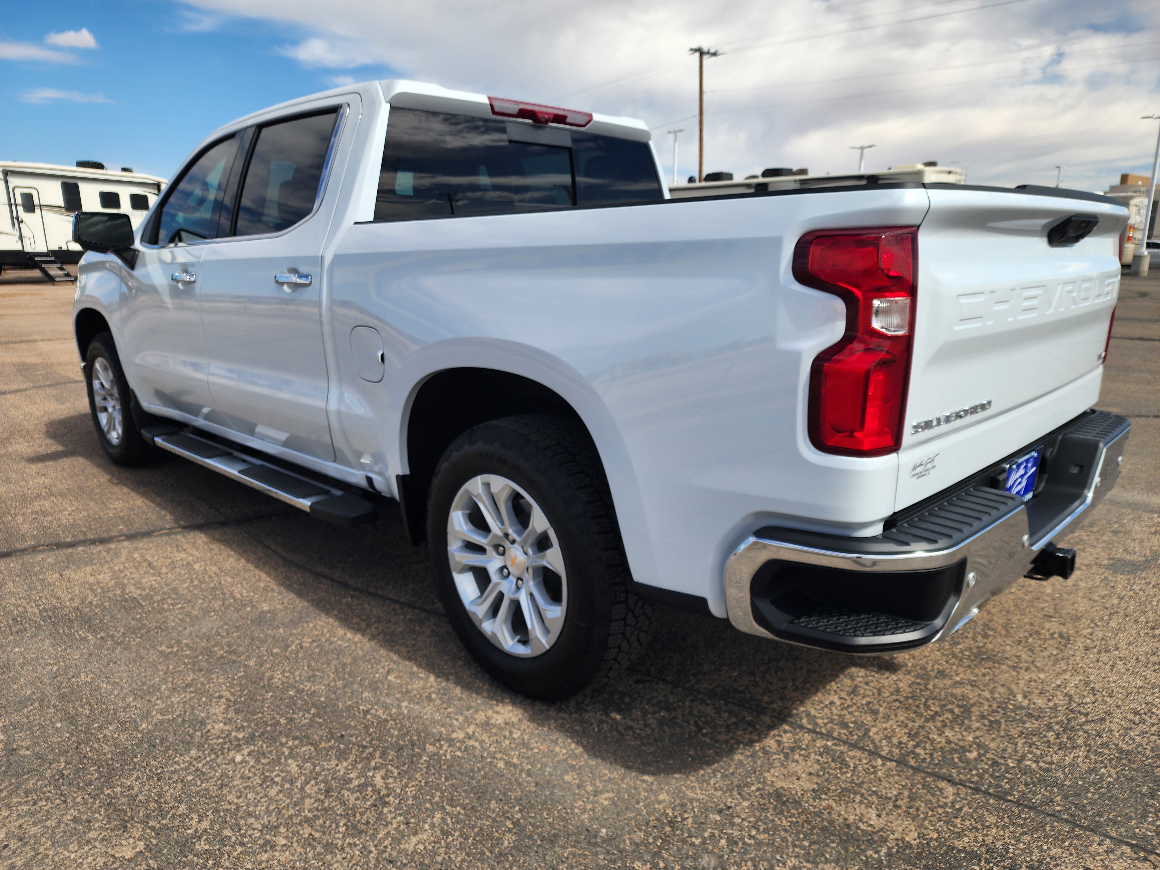 Used 2026 Chevrolet Silverado 1500 LTZ w/ LTZ Premium Package image 7