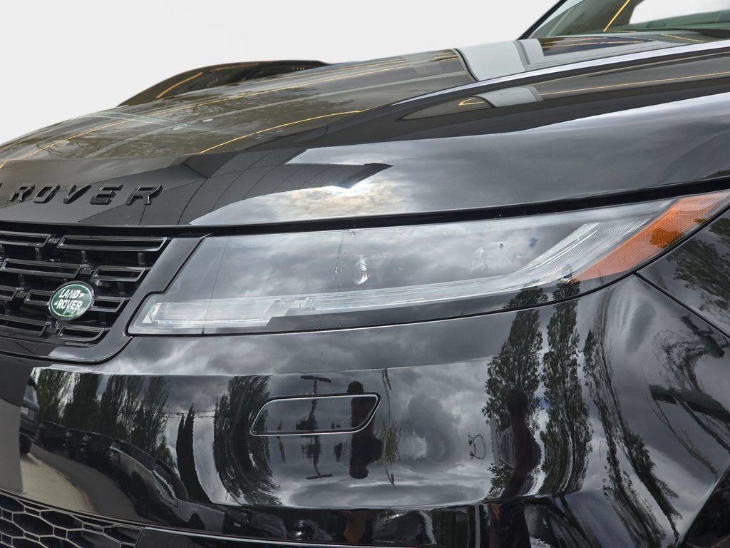 New 2026 Land Rover Range Rover Sport SE AWD/4WD image 32