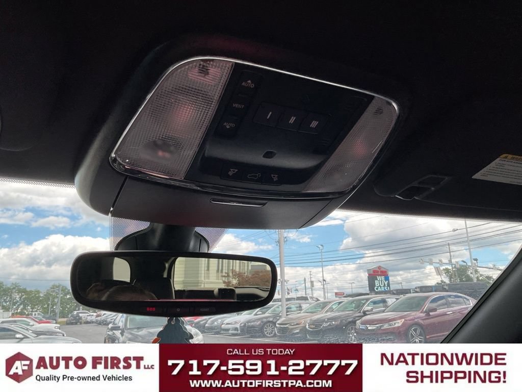 Used 2020 Dodge Durango R/T w/ Blacktop Package AWD/4WD image 28