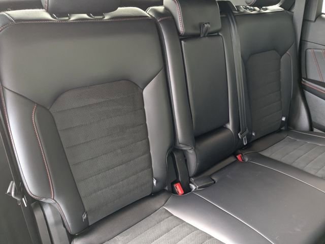 Used 2024 Ford Edge ST-Line AWD/4WD image 33