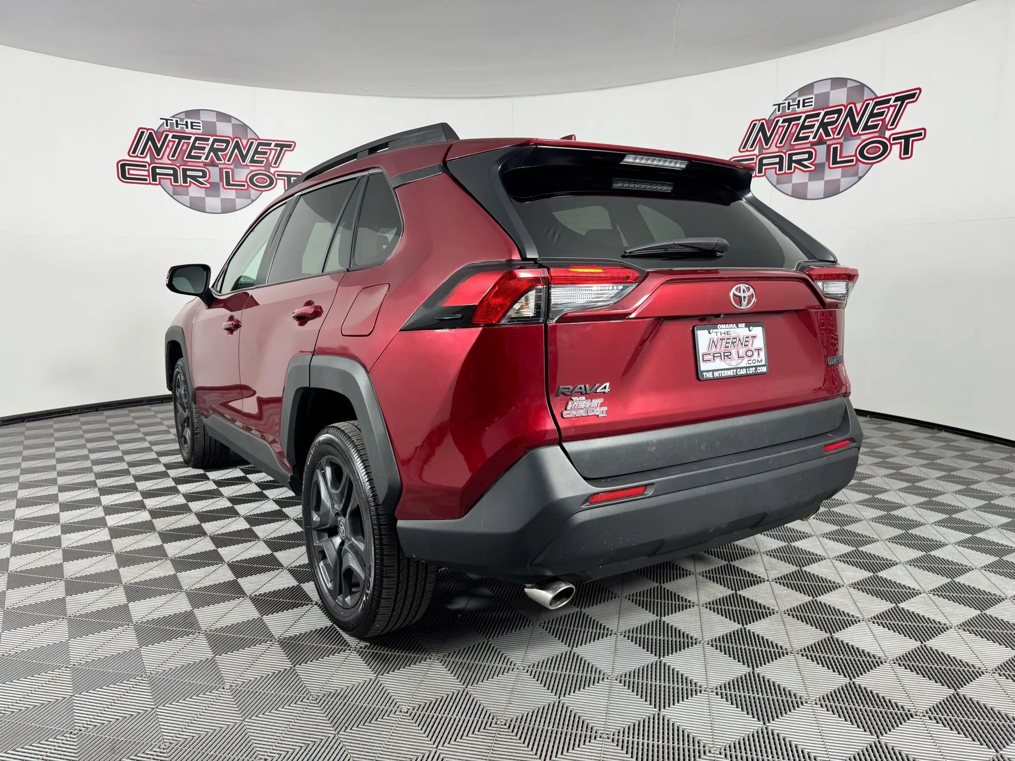 Used 2024 Toyota RAV4 Adventure AWD/4WD image 5