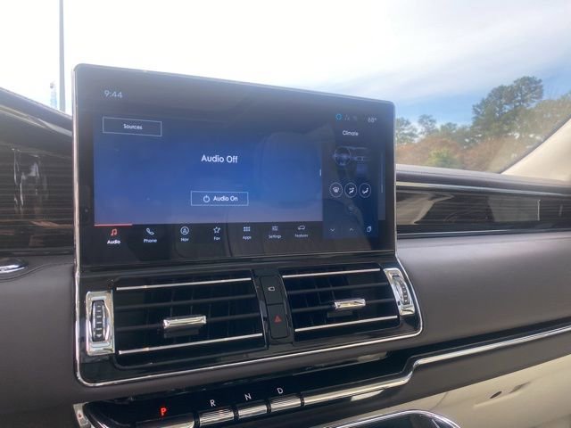Used 2024 Lincoln Navigator Black Label image 11