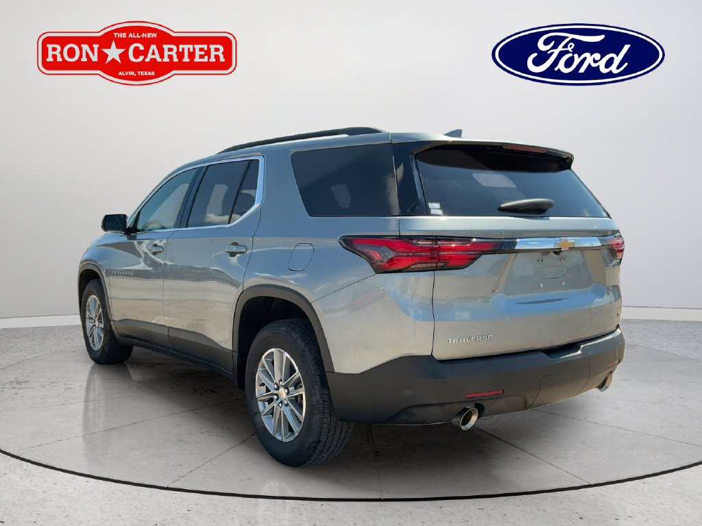 Used 2023 Chevrolet Traverse LT FWD image 4