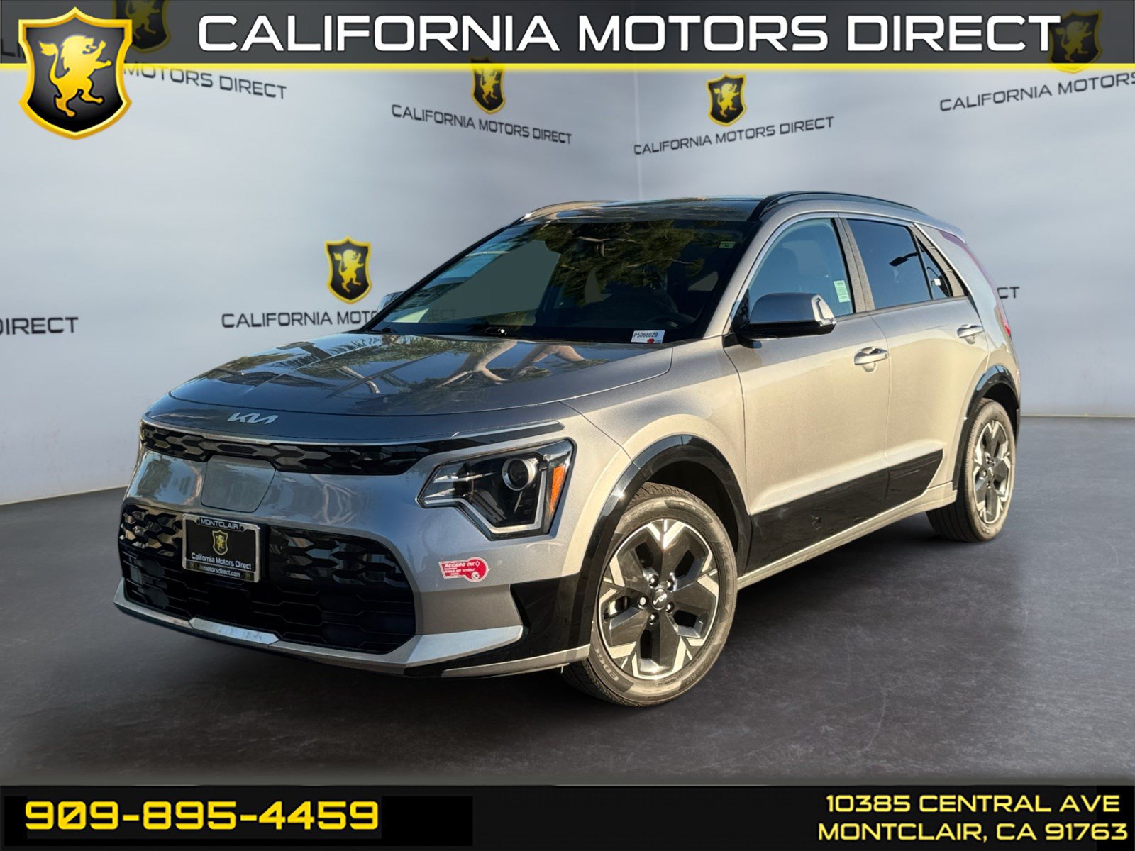 Used 2023 Kia Niro Wind w/ Wind Preserve Package FWD image 1