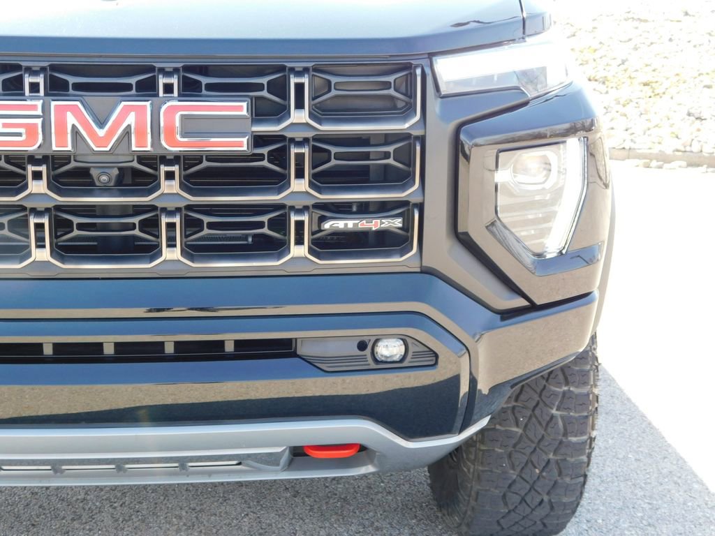 Used 2023 GMC Canyon AT4X image 12