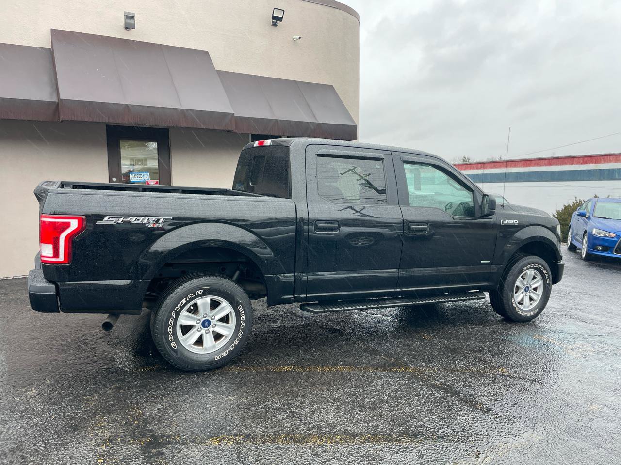 Used 2016 Ford F150 XL w/ Equipment Group 101A Mid AWD/4WD image 5