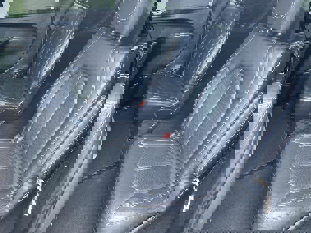 Used 2022 Chrysler Pacifica Touring-L w/ Uconnect Theater Family Group image 22