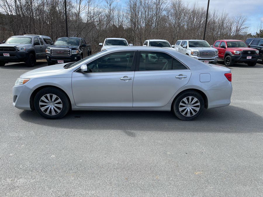 Used 2014 Toyota Camry L FWD image 4
