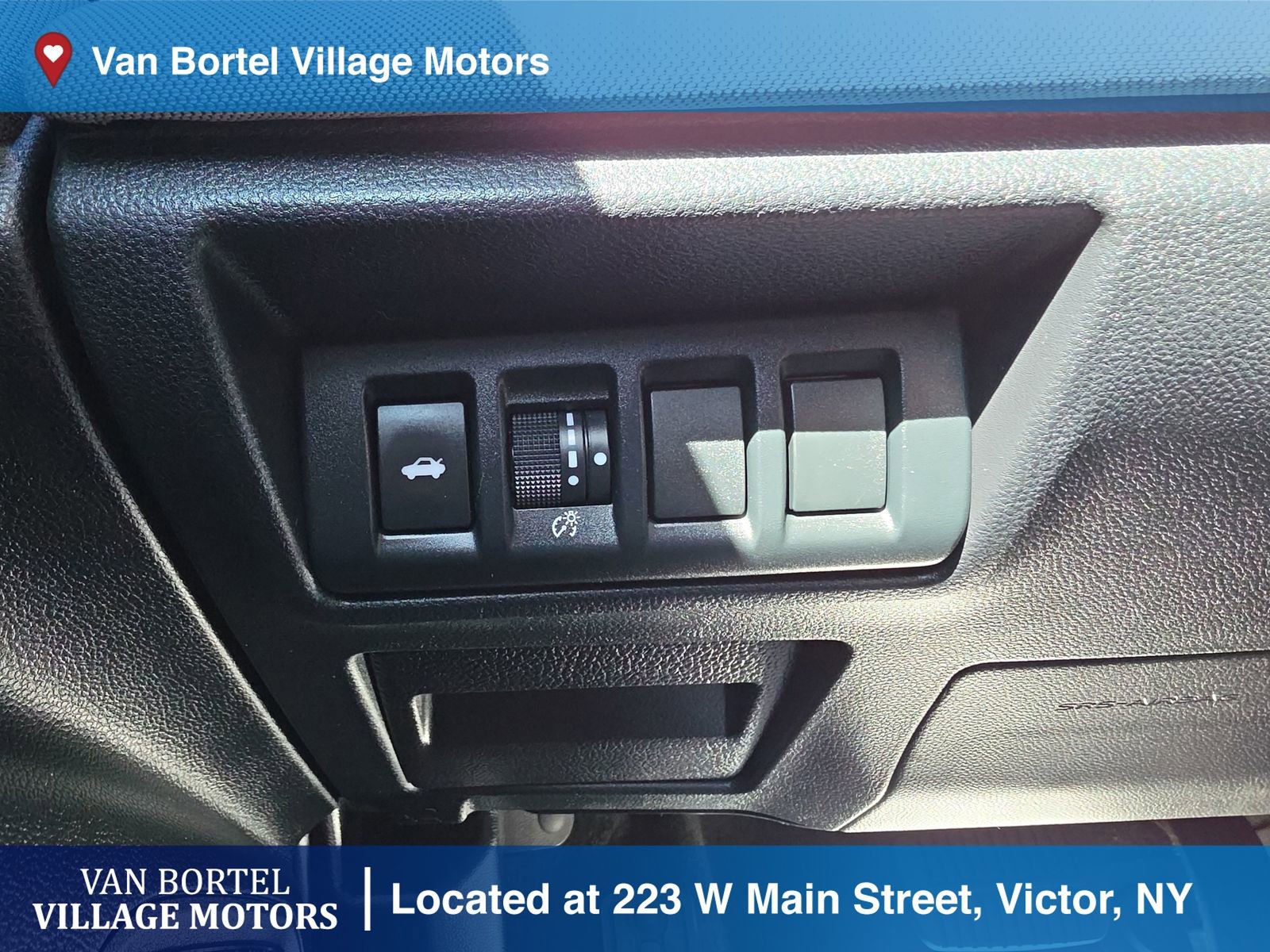 Used 2021 Subaru Legacy w/ Alloy Wheel Package AWD/4WD image 17