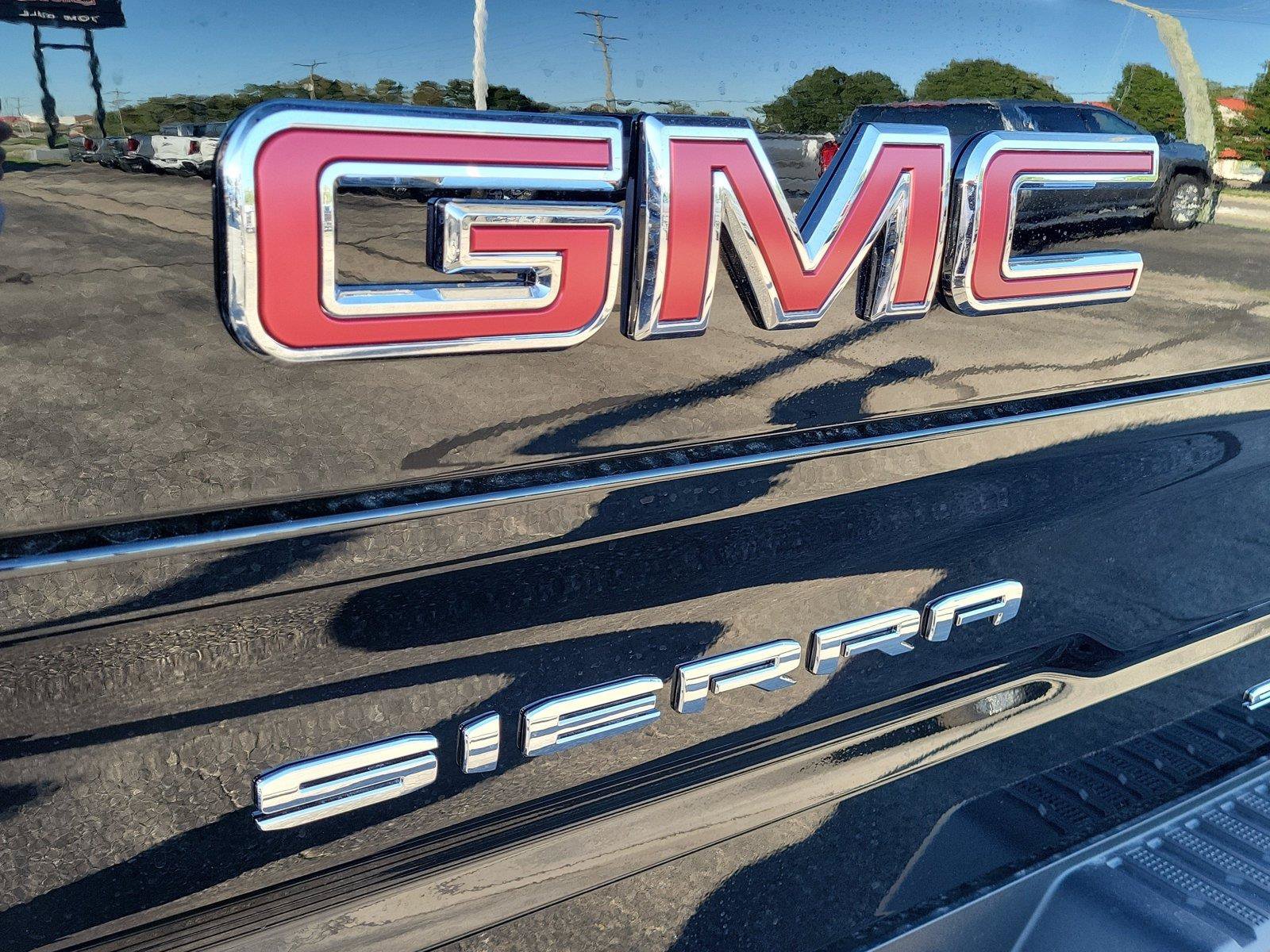New 2026 GMC Sierra 1500 SLT w/ SLT Premium Package AWD/4WD image 6