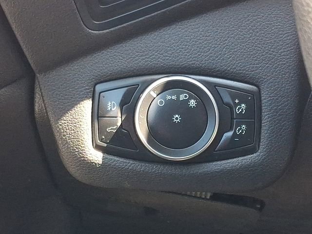 Used 2019 Ford Escape SE FWD image 22