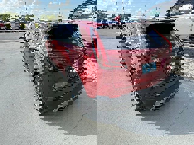 Used 2019 Cadillac XT4 Premium Luxury image 5