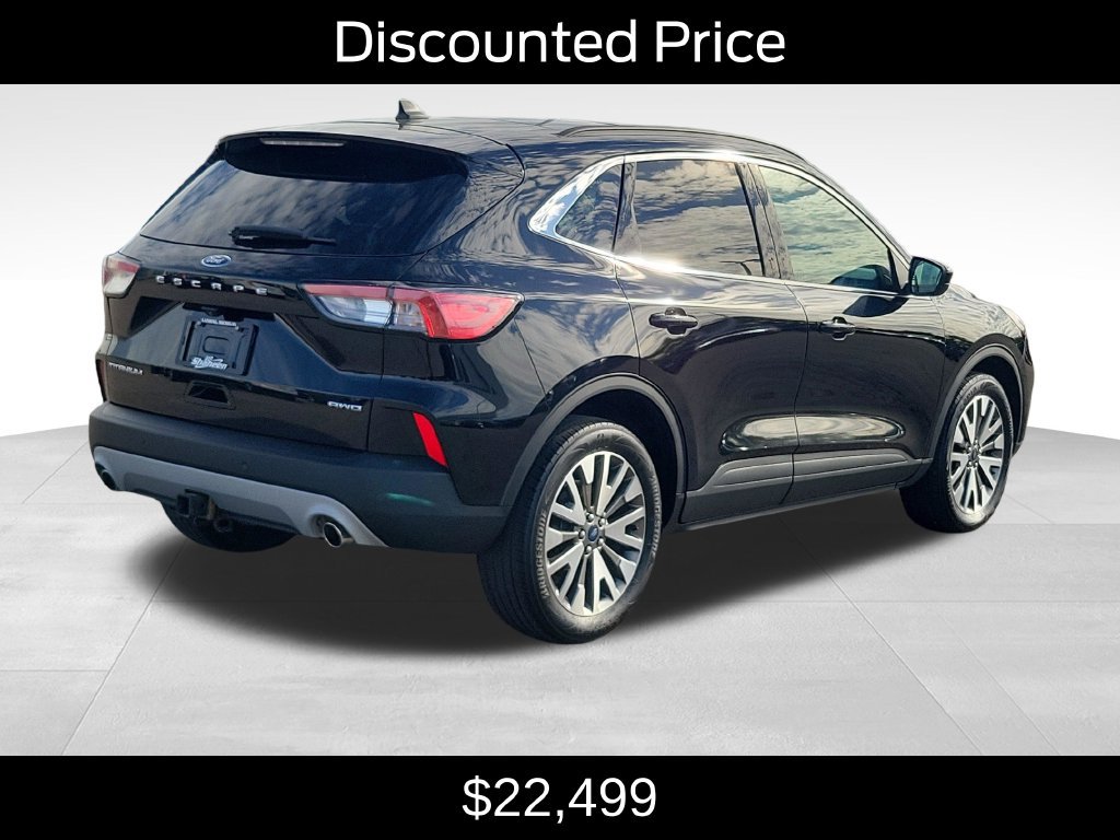 Used 2022 Ford Escape Titanium w/ Class II Trailer Tow Package AWD/4WD image 3
