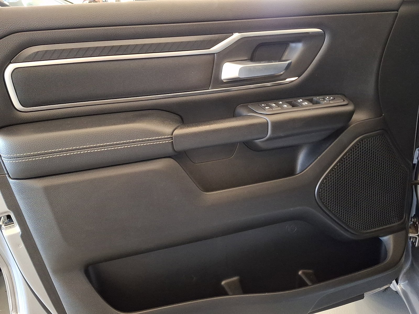 Certified 2025 RAM 1500 Big Horn AWD/4WD image 11
