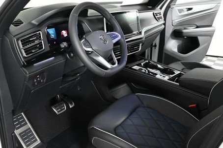 New 2026 Volkswagen Atlas Cross Sport SEL Premium R-Line image 19