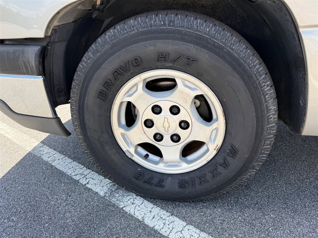 Used 2004 Chevrolet Silverado 1500 LS RWD image 7