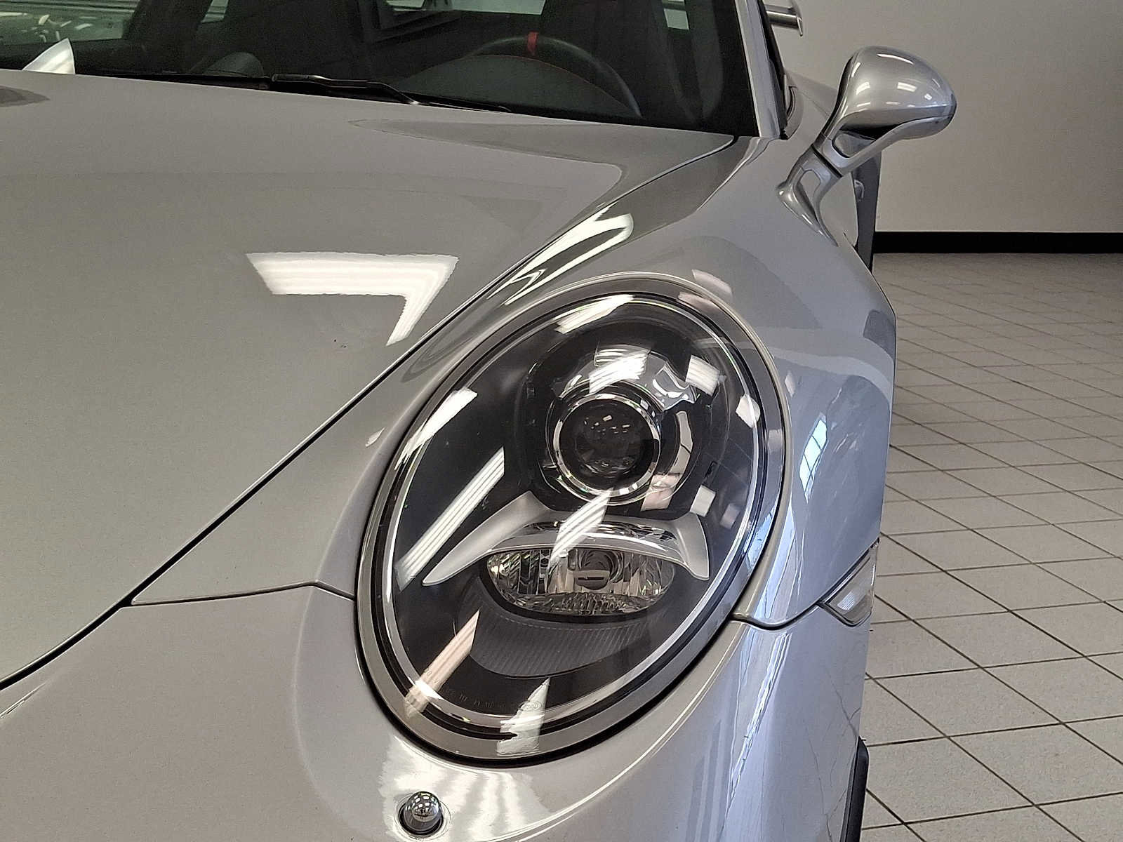 Used 2015 Porsche 911 GT3 RWD image 9