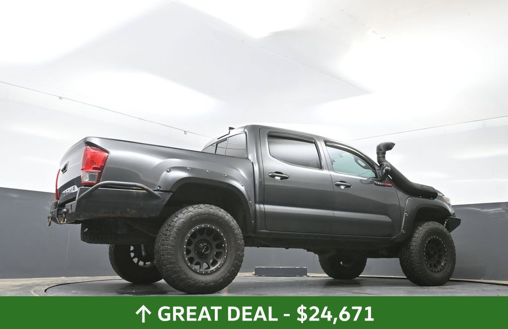 Used 2016 Toyota Tacoma TRD Sport w/ Towing Package AWD/4WD image 48