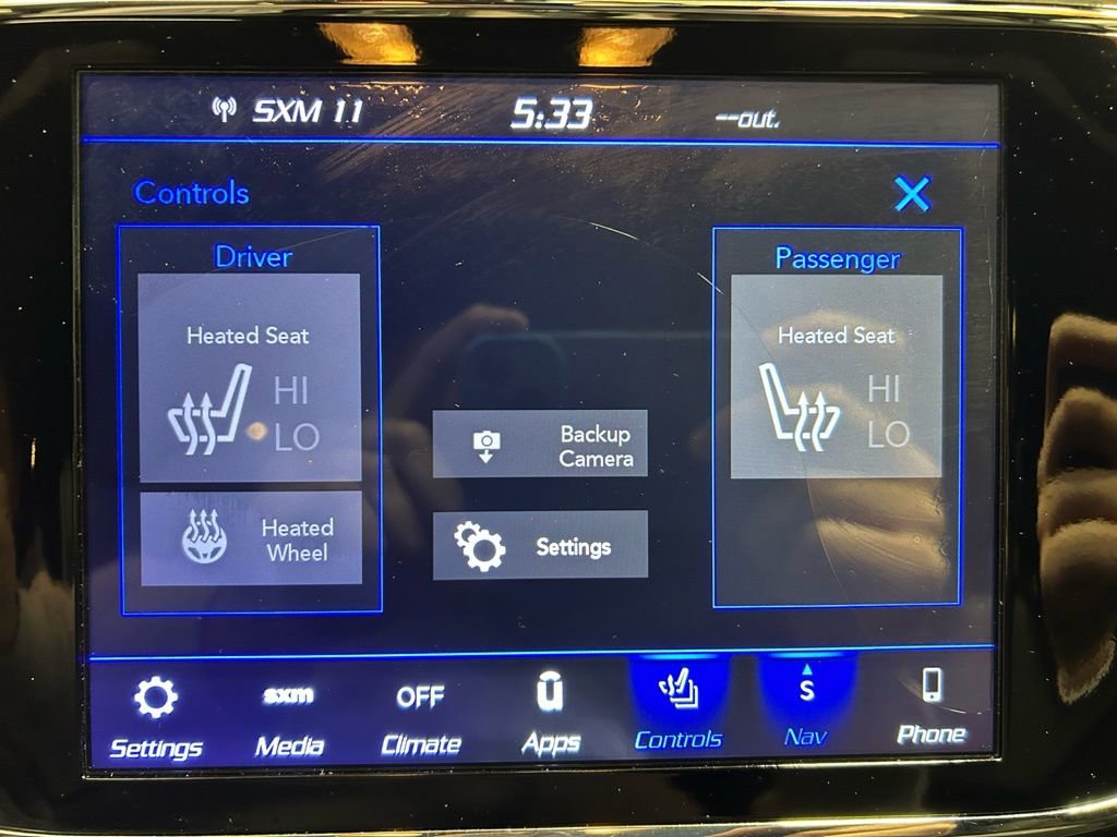 Used 2019 Jeep Grand Cherokee Altitude image 18