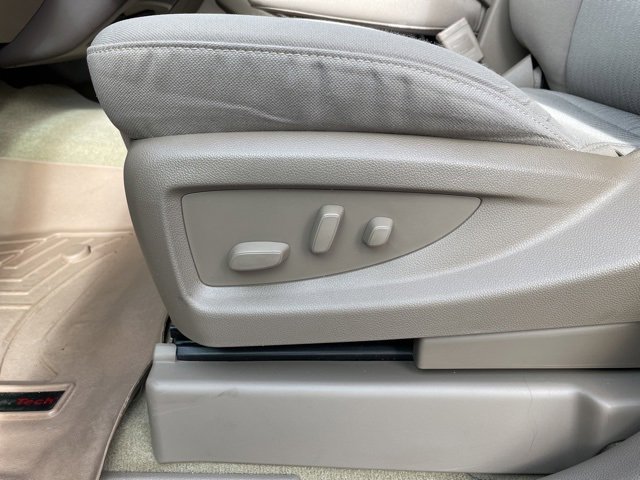 Used 2018 Chevrolet Tahoe LS w/ Enhanced Driver Alert Package image 12