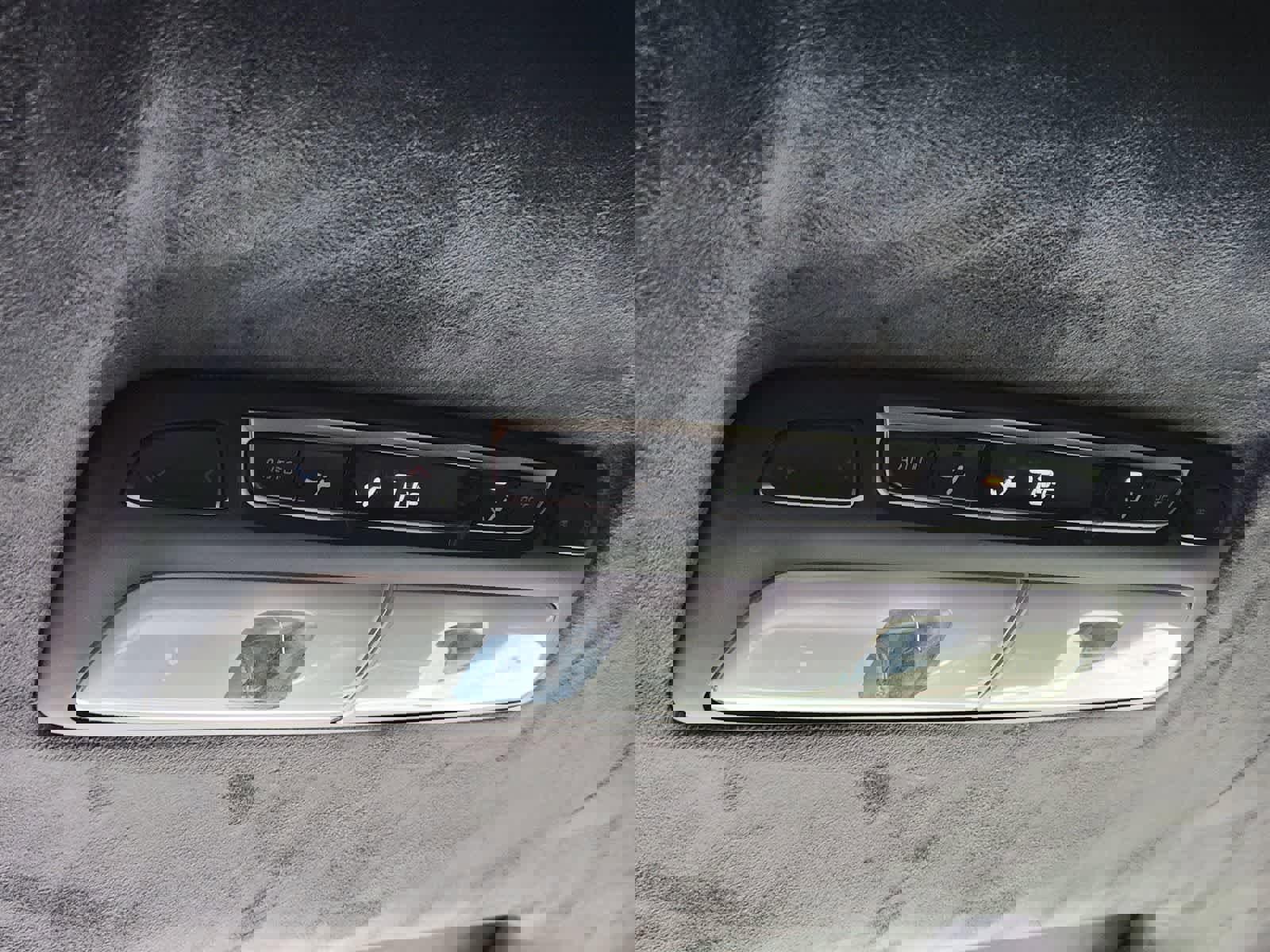 Certified 2020 Kia Telluride SX w/ SX Prestige Package image 31