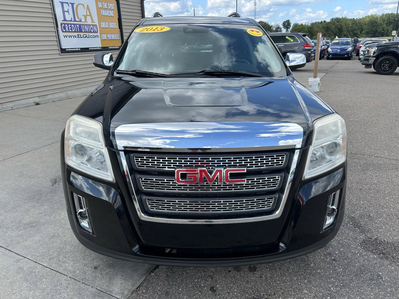 Used 2013 GMC Terrain SLT FWD image 2