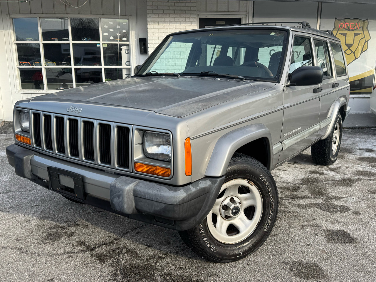 Used 2001 Jeep Cherokee Sport
