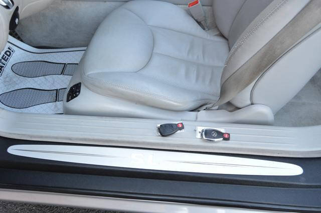 Used 2005 Mercedes-Benz SL 500 image 29