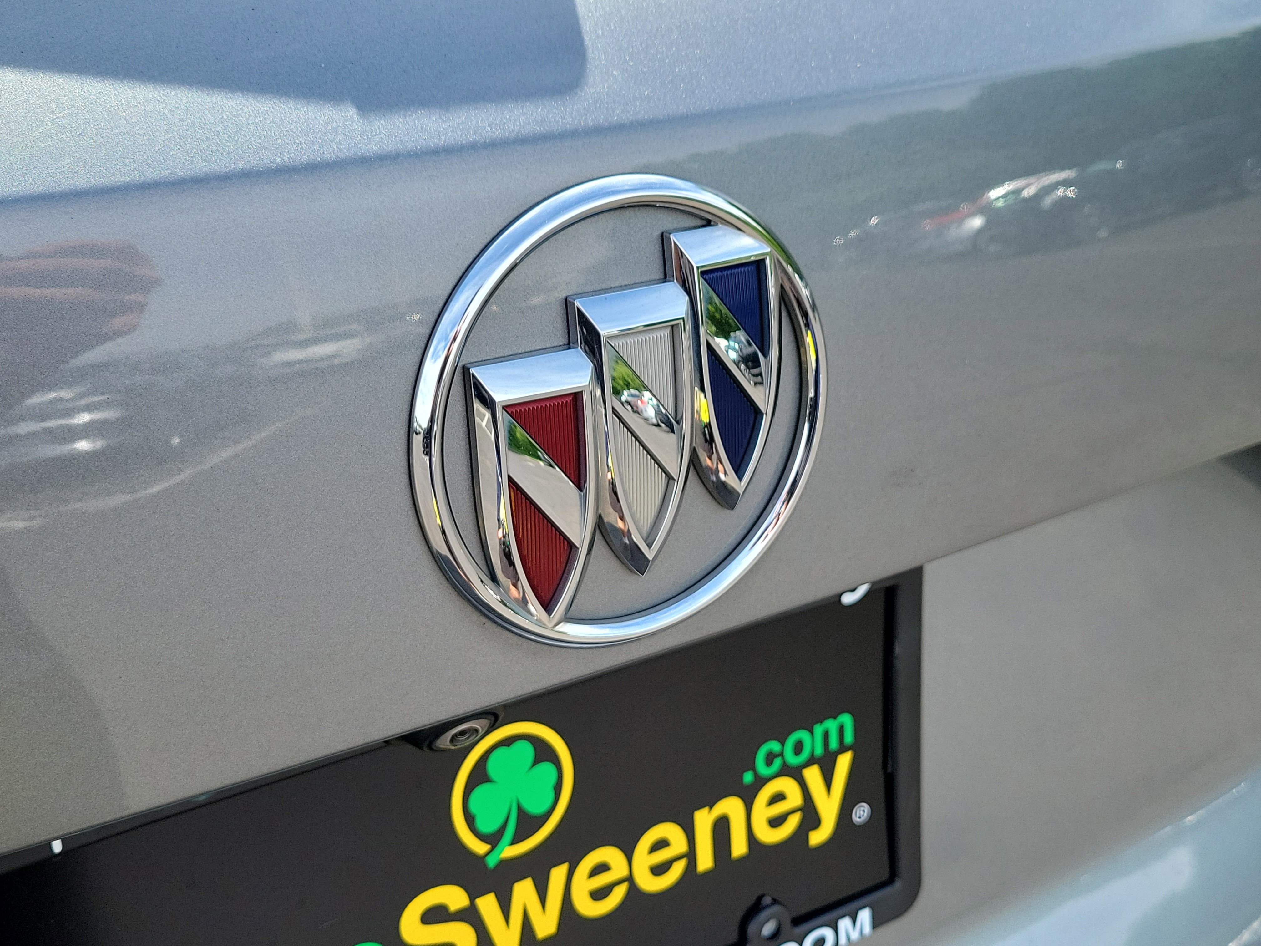 Used 2023 Buick Envision Essence FWD image 7