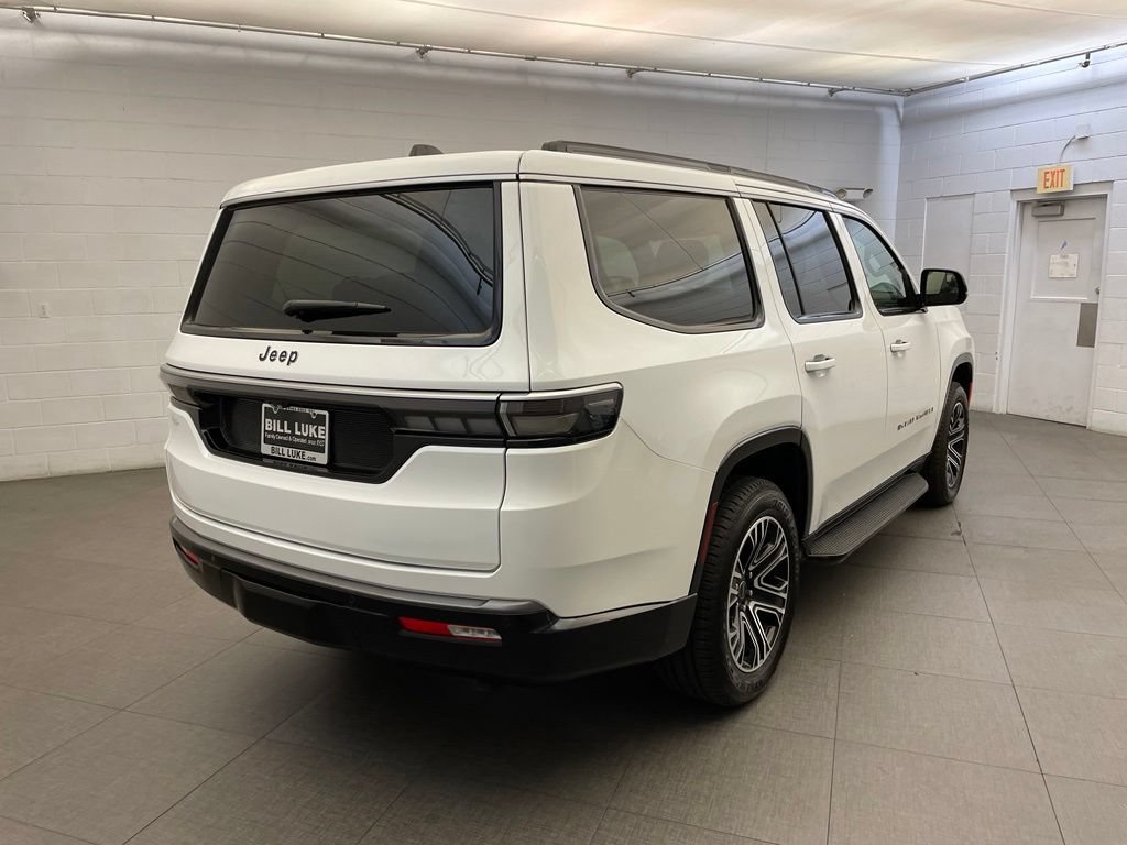 New 2026 Jeep Grand Wagoneer 2WD image 4