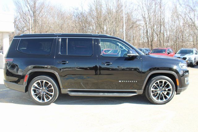 Used 2022 Jeep Wagoneer Series II w/ Convenience Group I image 5