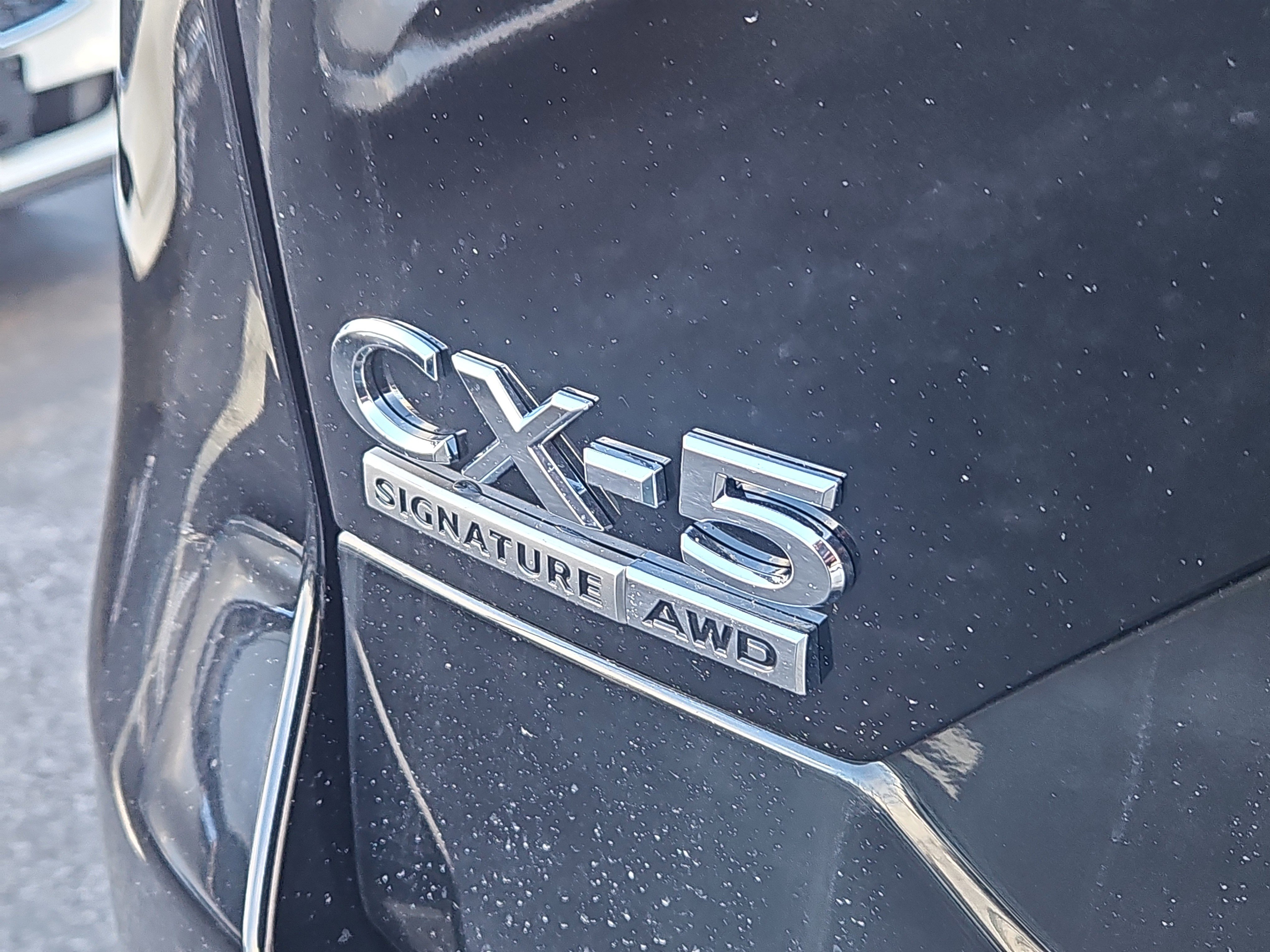 New 2025 MAZDA CX-5 Signature image 4