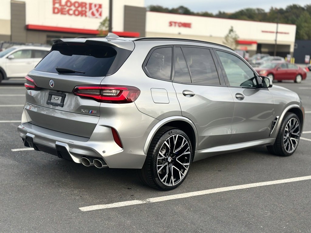Used 2022 BMW X5 M w/ Executive Package image 7